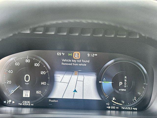 used 2022 Volvo XC90 Recharge Plug-In Hybrid car, priced at $43,000