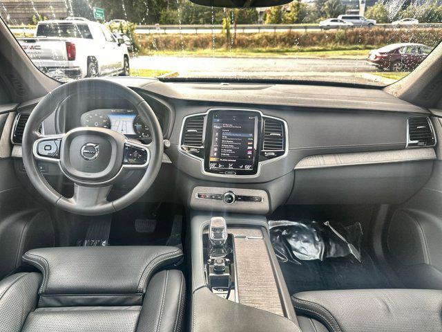 used 2022 Volvo XC90 Recharge Plug-In Hybrid car, priced at $43,000
