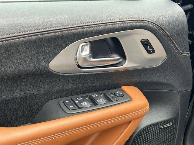 new 2025 Chrysler Pacifica car, priced at $50,911
