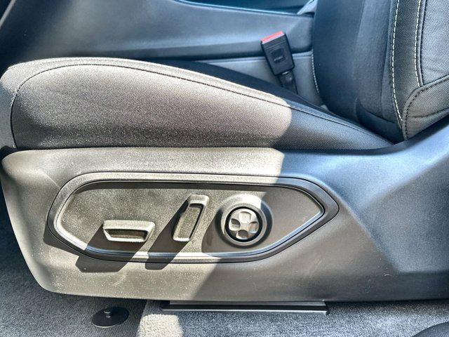 new 2025 Jeep Grand Cherokee car, priced at $35,257