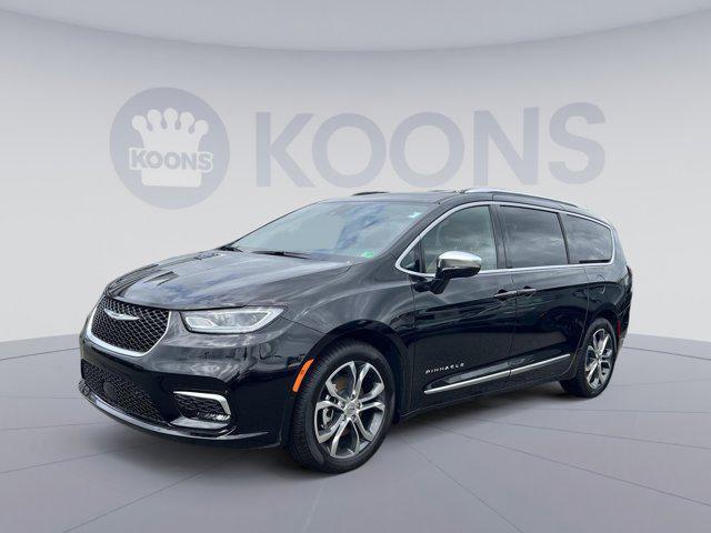 new 2025 Chrysler Pacifica car, priced at $50,180