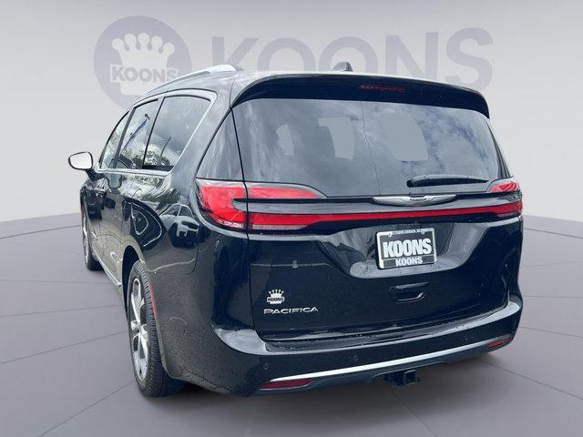 new 2025 Chrysler Pacifica car, priced at $50,180