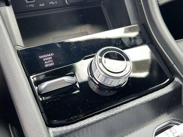 new 2025 Jeep Grand Cherokee car, priced at $45,616