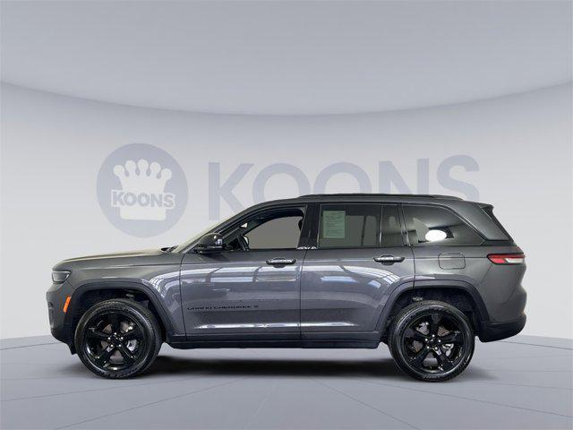 used 2022 Jeep Grand Cherokee car, priced at $31,000