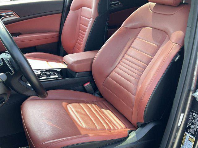 used 2023 Kia Sportage Hybrid car, priced at $28,000