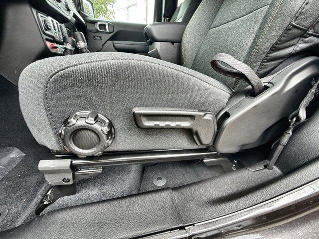 new 2025 Jeep Wrangler car, priced at $38,458