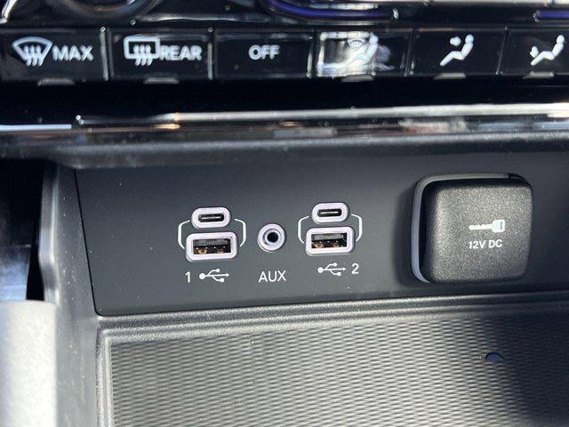 new 2025 Jeep Grand Cherokee car, priced at $38,182