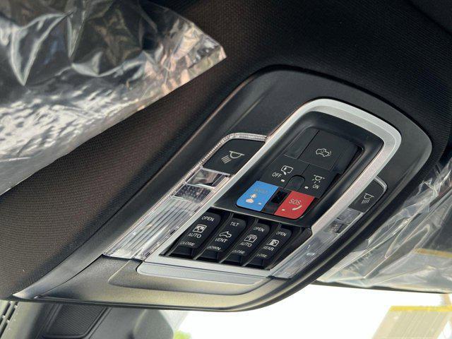 new 2025 Ram 1500 car, priced at $67,904