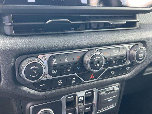 new 2025 Jeep Wrangler car, priced at $41,193