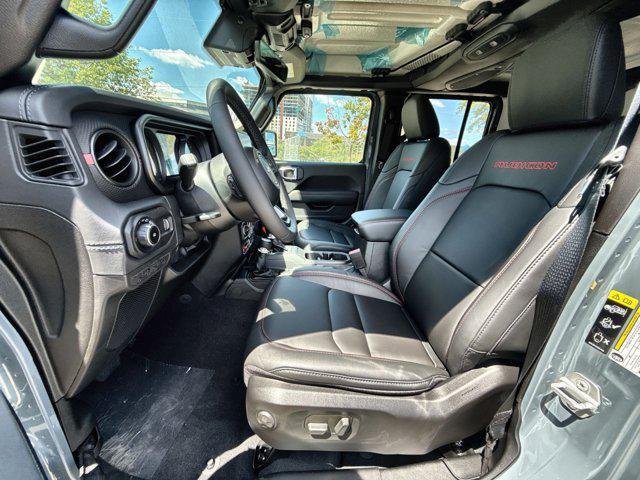 new 2025 Jeep Wrangler car, priced at $53,468