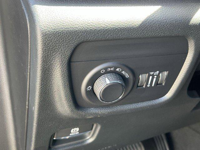 new 2025 Jeep Grand Cherokee L car, priced at $37,439