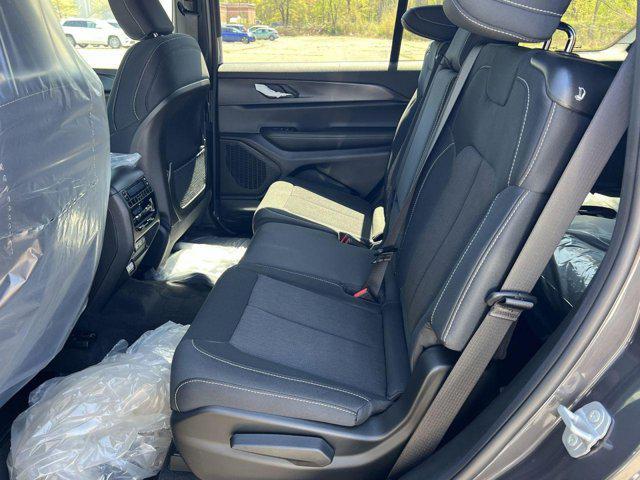 new 2025 Jeep Grand Cherokee L car, priced at $37,439
