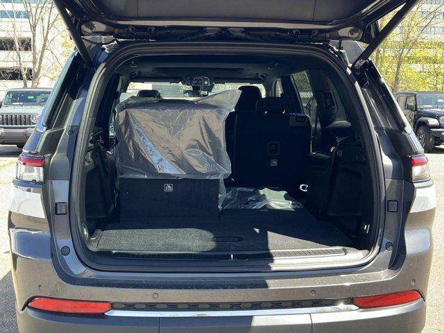 new 2025 Jeep Grand Cherokee L car, priced at $37,439