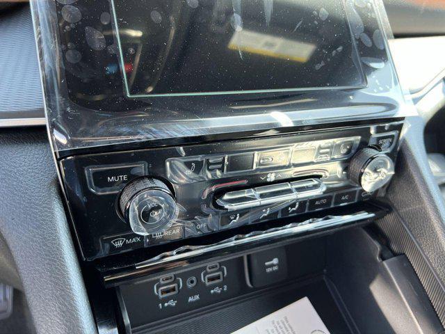 new 2025 Jeep Grand Cherokee L car, priced at $37,439