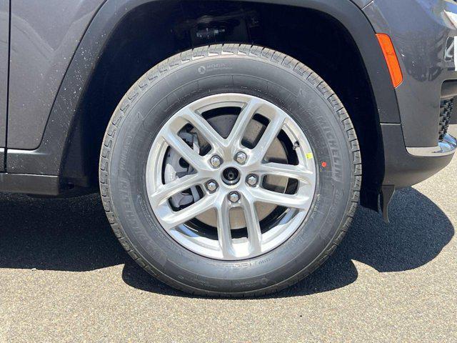 new 2025 Jeep Grand Cherokee L car, priced at $37,439