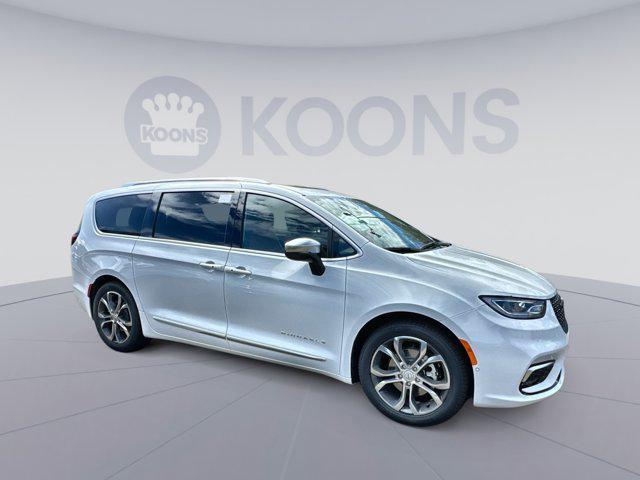 new 2026 Chrysler Pacifica car, priced at $46,698