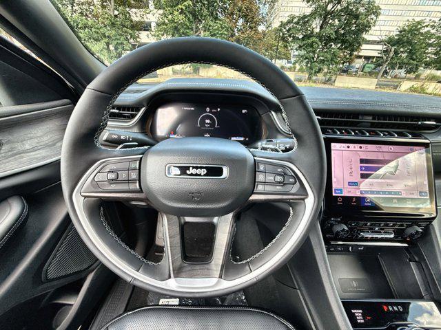 new 2025 Jeep Grand Cherokee car, priced at $43,227