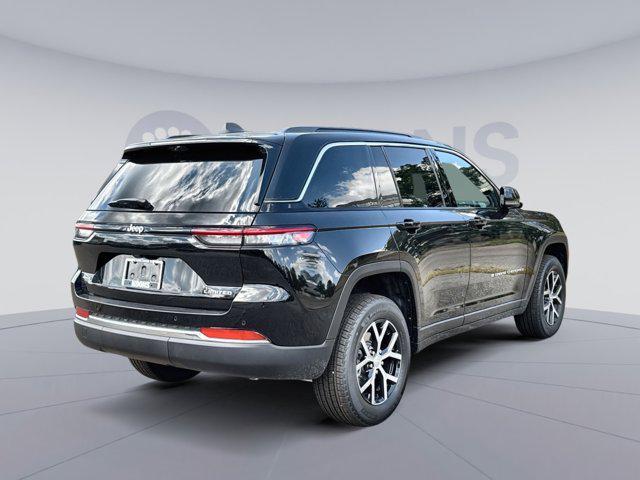 new 2025 Jeep Grand Cherokee car, priced at $43,227