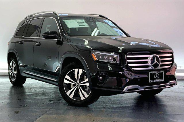 new 2025 Mercedes-Benz GLB 250 car, priced at $47,620