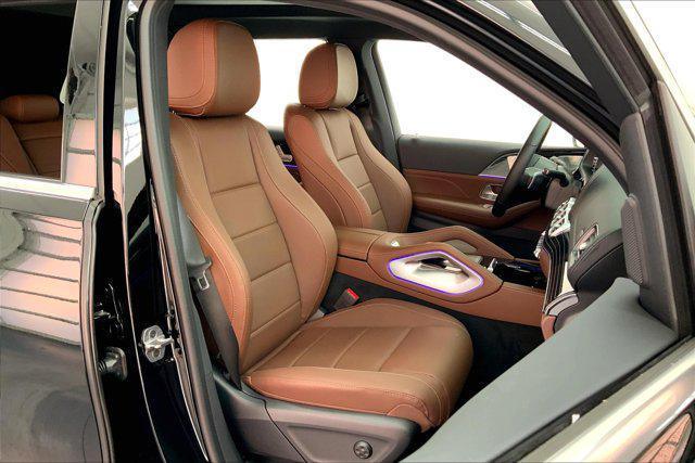new 2025 Mercedes-Benz GLS 450 car, priced at $93,265