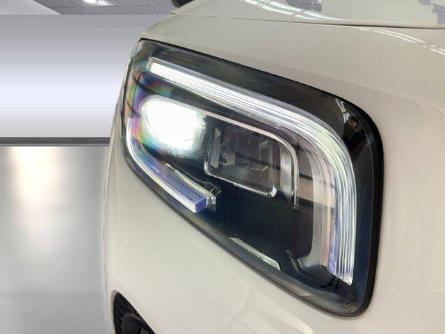 used 2021 Mercedes-Benz GLB 250 car, priced at $25,788