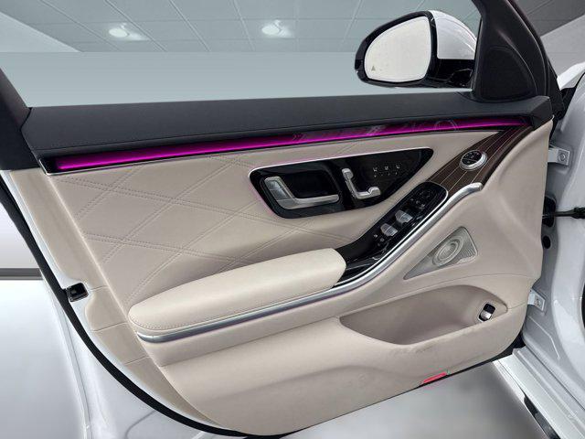 new 2025 Mercedes-Benz AMG S 63 E car, priced at $202,555