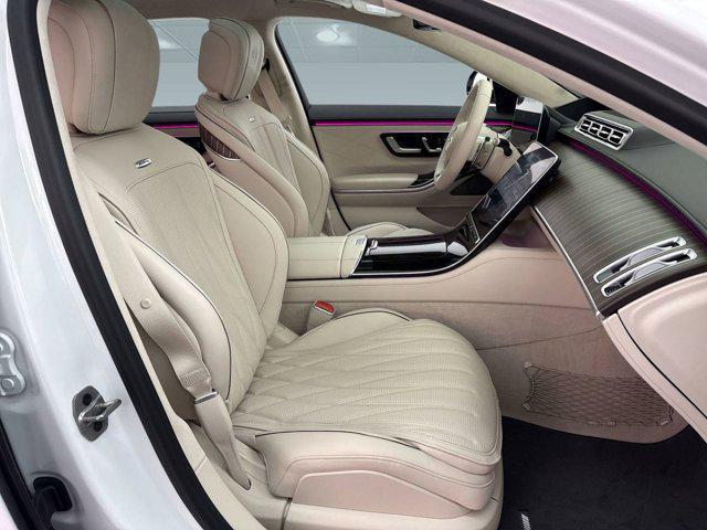 new 2025 Mercedes-Benz AMG S 63 E car, priced at $202,555