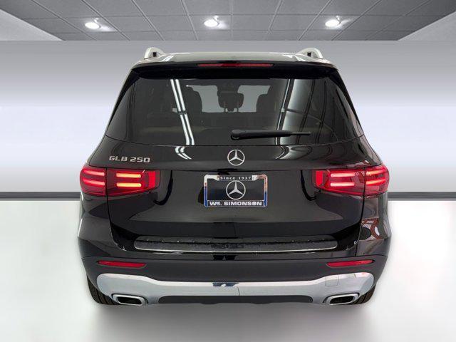 new 2026 Mercedes-Benz GLB 250 car, priced at $47,605