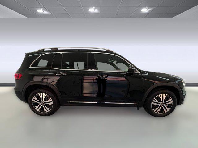 used 2025 Mercedes-Benz GLB 250 car, priced at $41,888