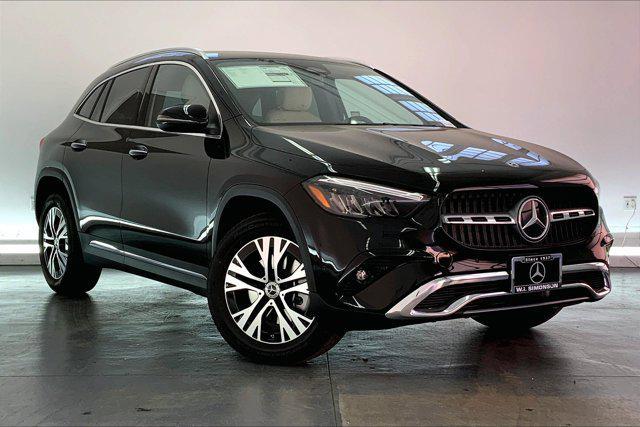 new 2025 Mercedes-Benz GLA 250 car, priced at $45,570