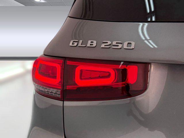 used 2022 Mercedes-Benz GLB 250 car, priced at $28,999