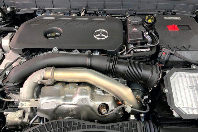 new 2025 Mercedes-Benz GLB 250 car, priced at $47,420