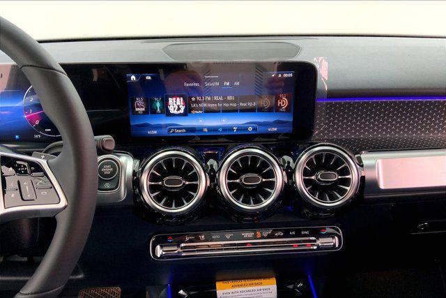 new 2025 Mercedes-Benz GLB 250 car, priced at $47,420