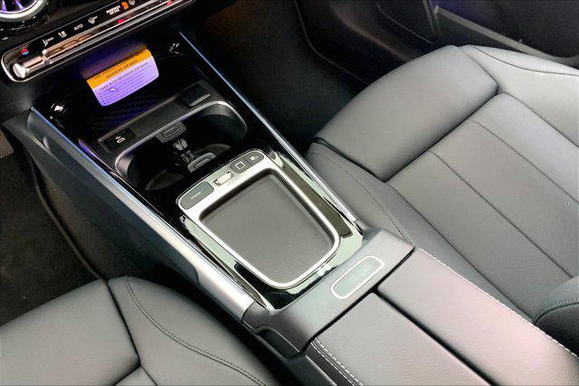new 2025 Mercedes-Benz GLB 250 car, priced at $47,420