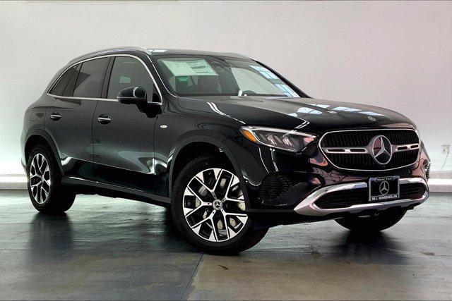 new 2025 Mercedes-Benz GLC 350e car, priced at $63,925