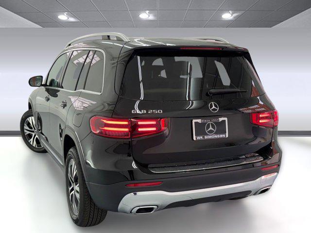 new 2026 Mercedes-Benz GLB 250 car, priced at $47,605
