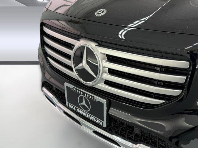 new 2026 Mercedes-Benz GLB 250 car, priced at $47,605