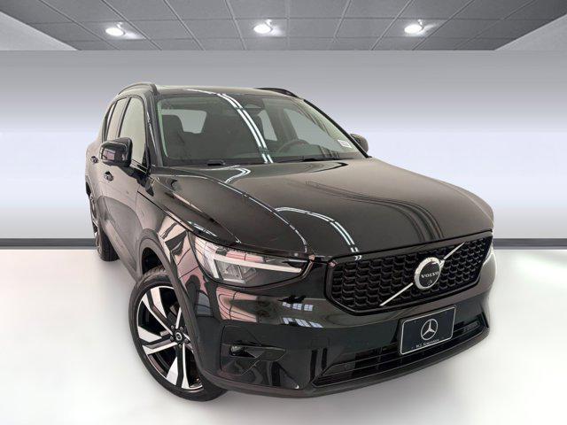used 2025 Volvo XC40 car, priced at $31,388