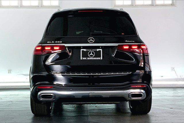 new 2025 Mercedes-Benz GLS 450 car, priced at $94,735