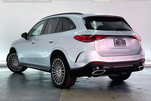 new 2025 Mercedes-Benz GLC 300 car, priced at $62,915