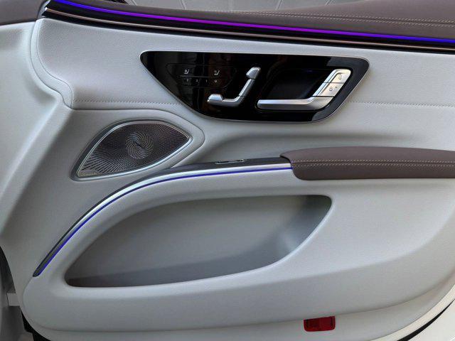 new 2026 Mercedes-Benz EQS 450 car, priced at $109,355