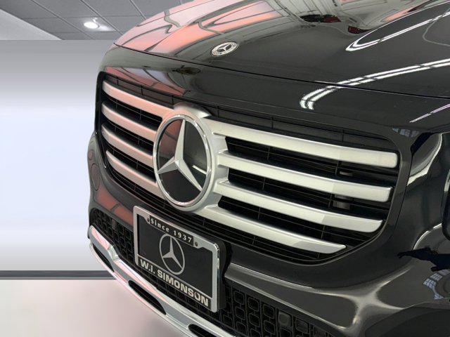 used 2025 Mercedes-Benz GLB 250 car, priced at $38,988