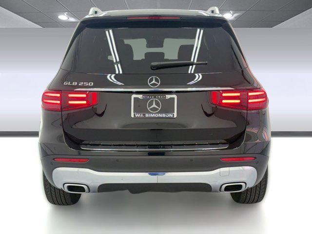 used 2025 Mercedes-Benz GLB 250 car, priced at $38,988