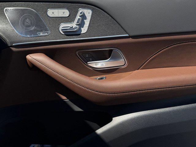 new 2025 Mercedes-Benz GLE 350 car, priced at $65,925