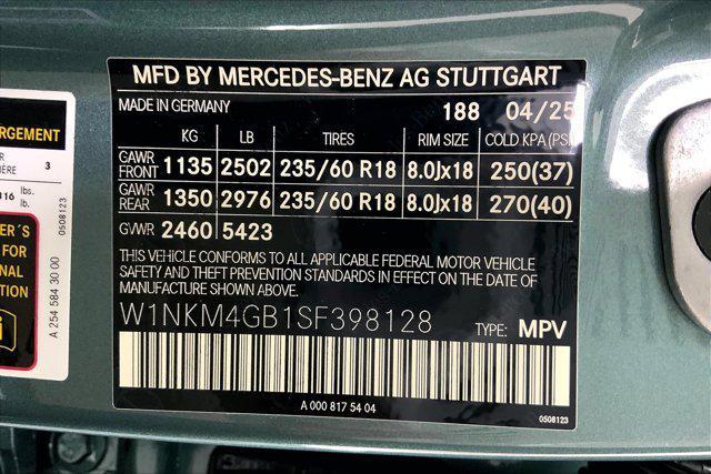 new 2025 Mercedes-Benz GLC 300 car, priced at $53,375