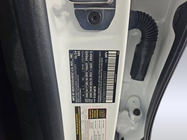 new 2025 Mercedes-Benz AMG GLE 63 car, priced at $142,085