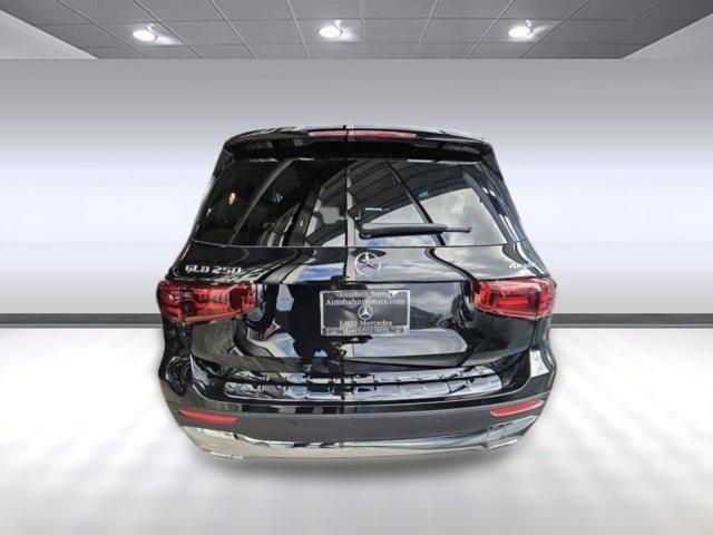 new 2025 Mercedes-Benz GLB 250 car, priced at $50,110