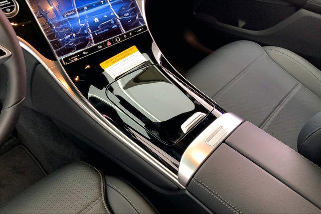 new 2025 Mercedes-Benz GLC 300 car, priced at $52,625