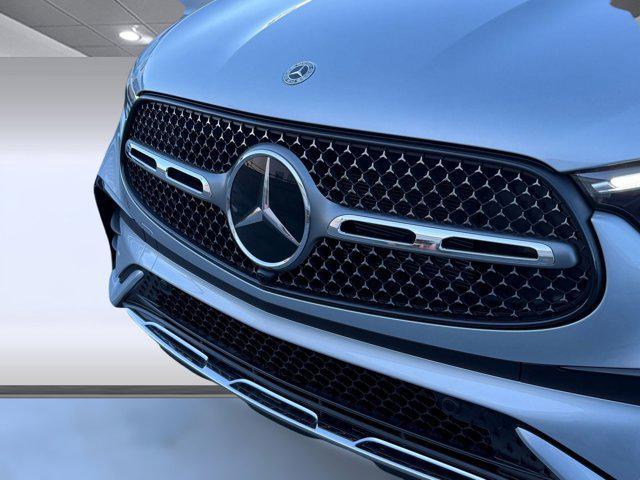 new 2025 Mercedes-Benz GLC 350e car, priced at $68,300