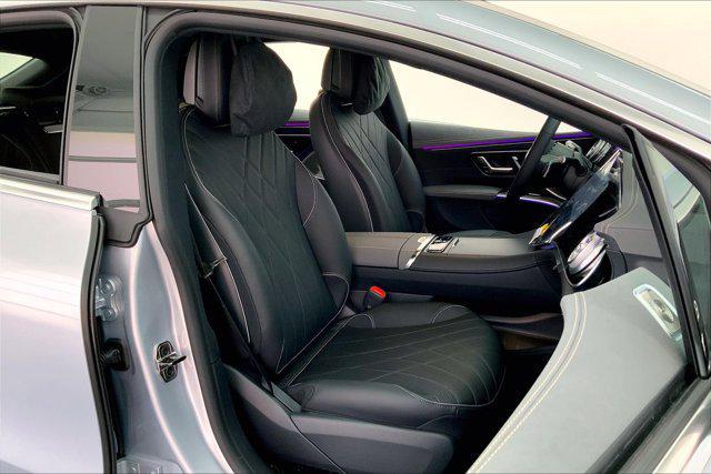 new 2025 Mercedes-Benz EQS 580 car, priced at $129,145